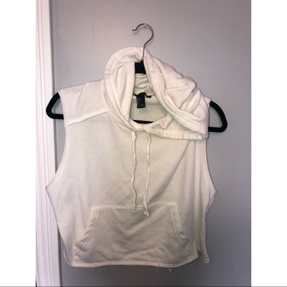 Cropped Sleeveless Hoodie